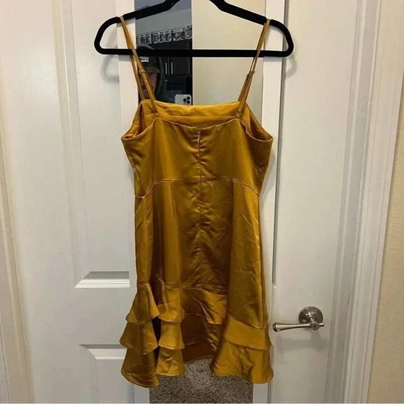 651 Lulus Dreams Come True Satin Ruffle Cocktail Mini Dress - Picture 4 of 7